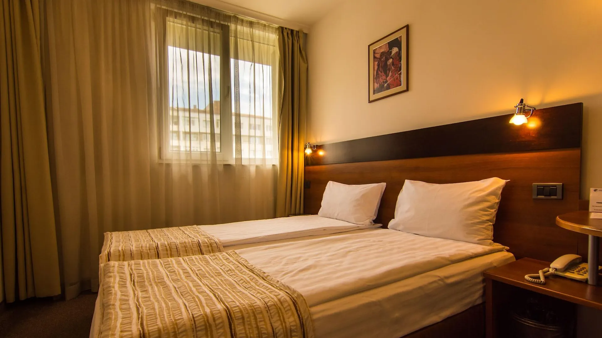 Hotel Forum - Free Parking Sofia