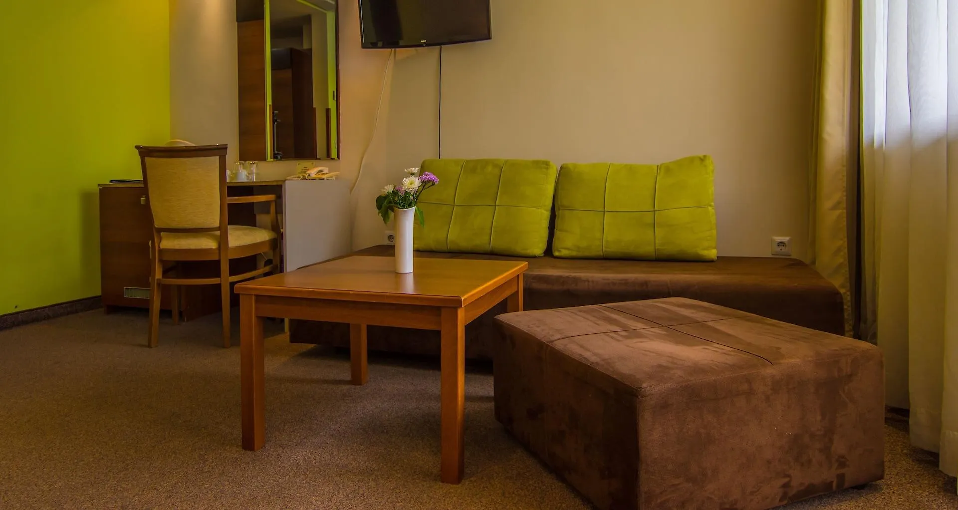 Hotel Forum - Free Parking Sofia 3*,