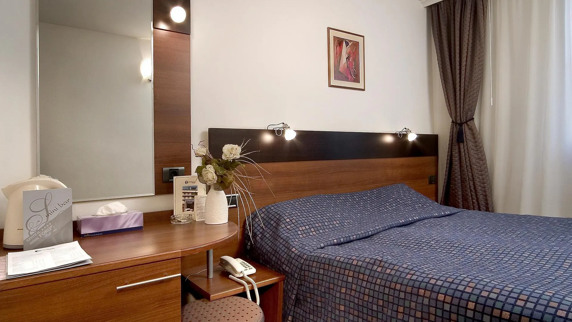 Hotel Forum - Free Parking location