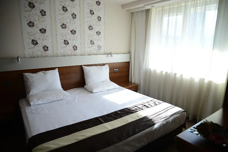 Hotel Forum - Free Parking Sofia